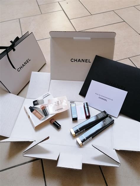 chanel packaging.